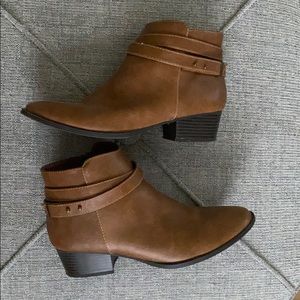 LC Lauren Conrad Belle ankle booties